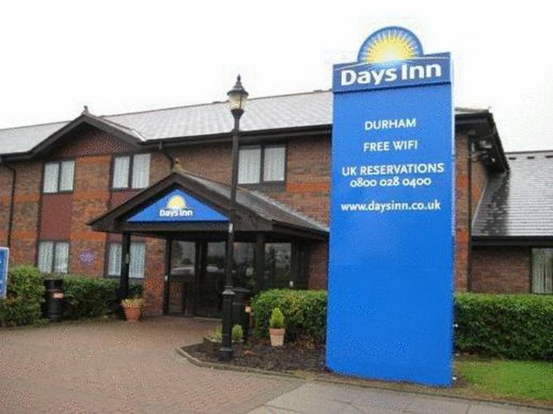 Super 8 By Wyndham Durham Otel Dış mekan fotoğraf