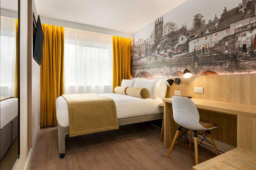 Super 8 By Wyndham Durham Otel Oda fotoğraf