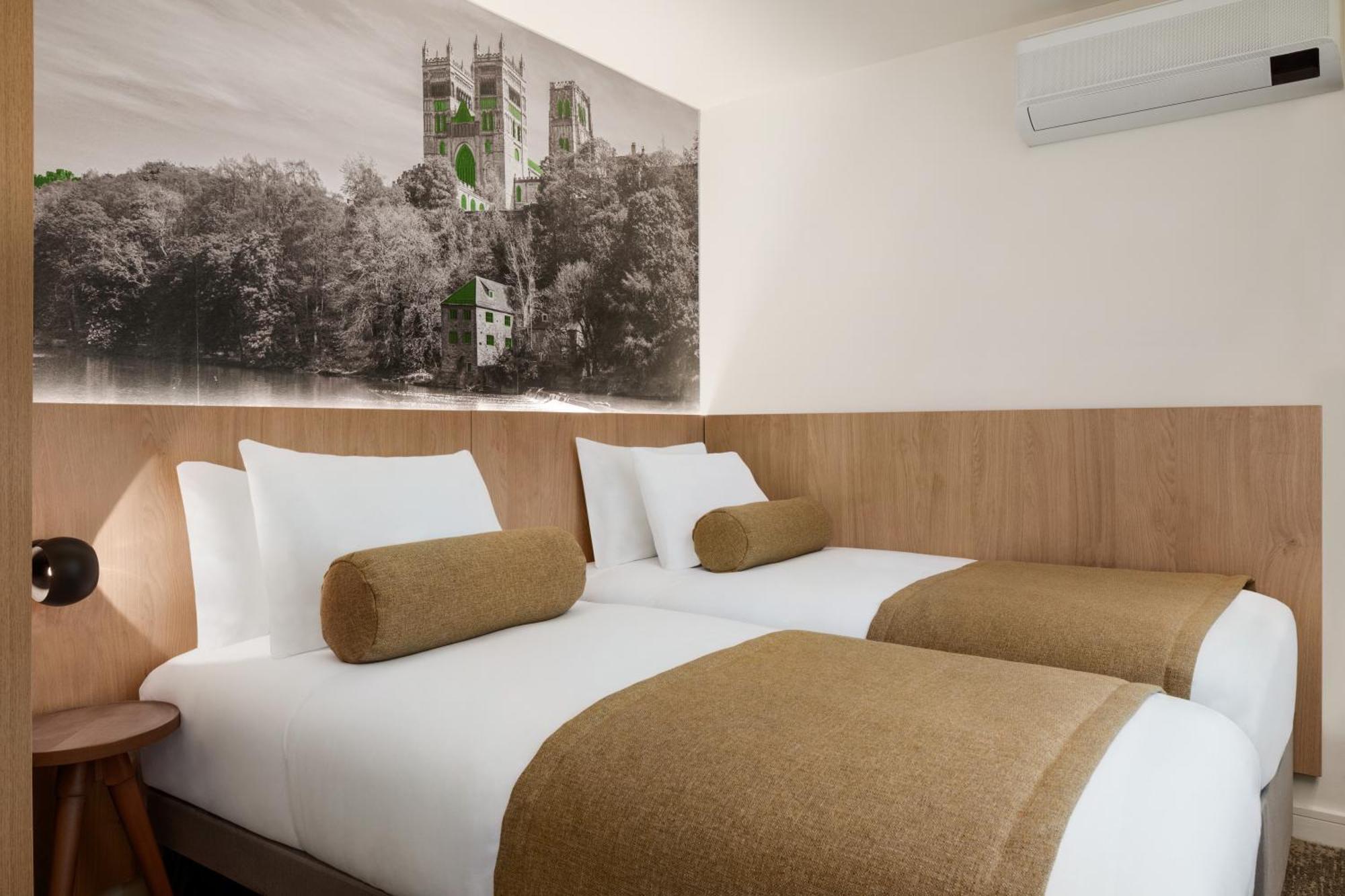 Super 8 By Wyndham Durham Otel Dış mekan fotoğraf