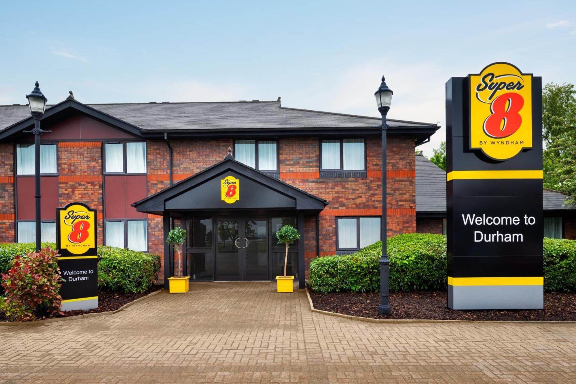 Super 8 By Wyndham Durham Otel Dış mekan fotoğraf