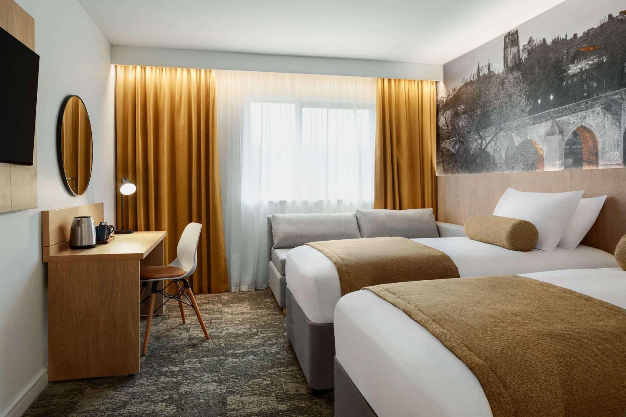Super 8 By Wyndham Durham Otel Dış mekan fotoğraf