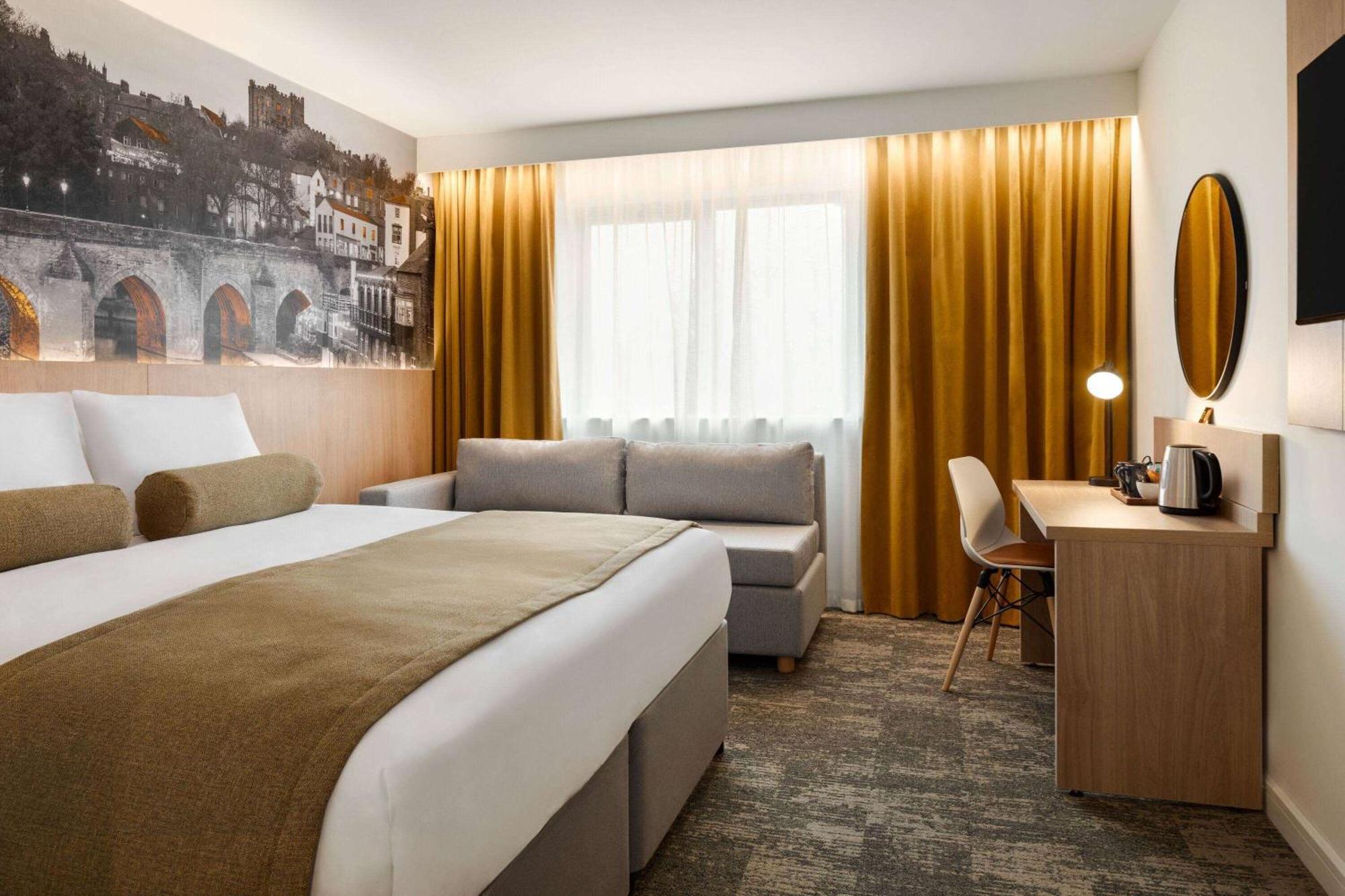 Super 8 By Wyndham Durham Otel Dış mekan fotoğraf